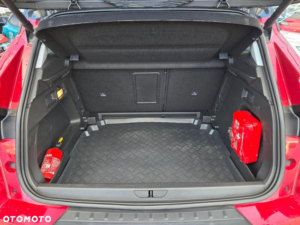 Opel Grandland X 1.6 T Elegance S&S - 24