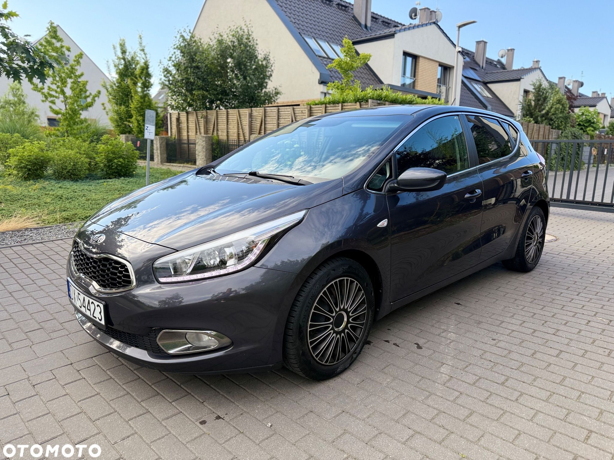 Kia Ceed - 1