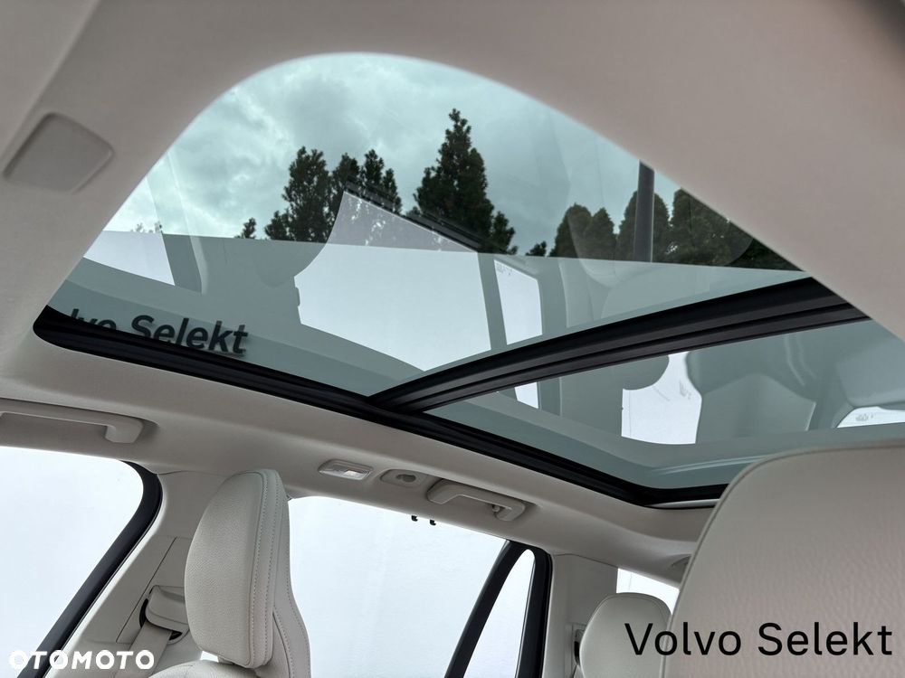 Volvo XC 90 - 20
