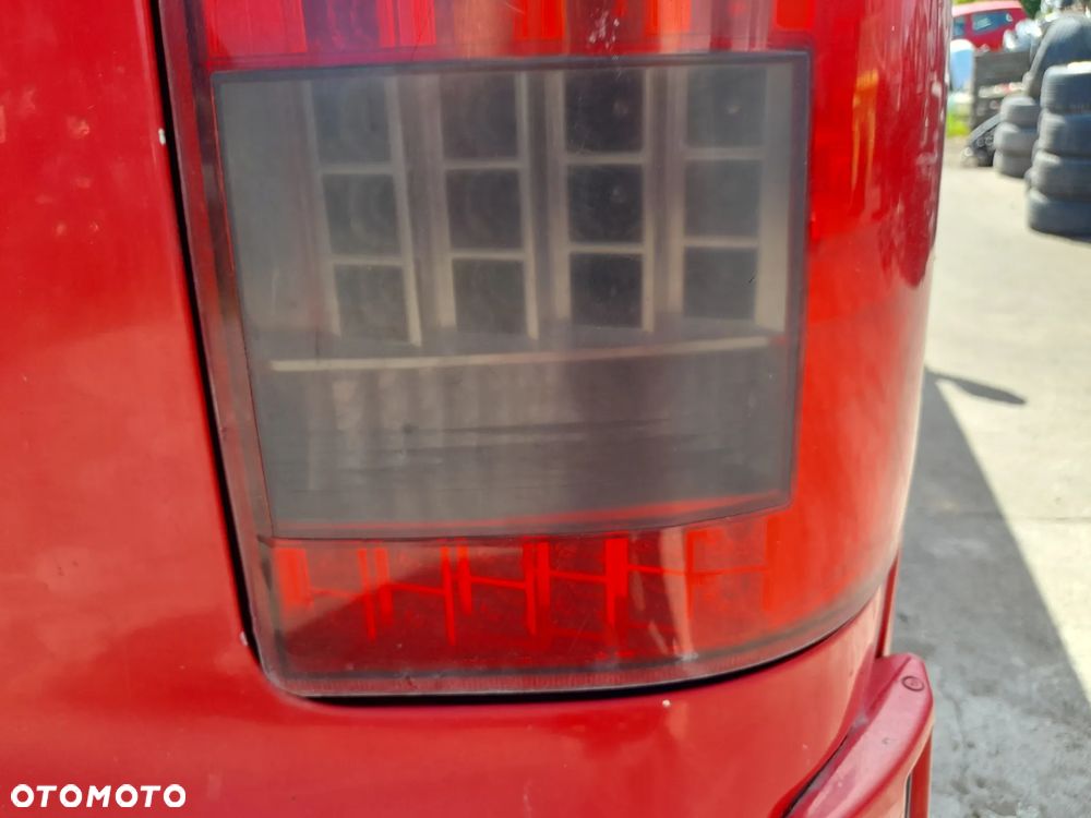 VW T5 LAMPY TYŁ TYLNE PRAWY LEWY PRAWA LEWA TYLNA TRANSPORTER V - 16