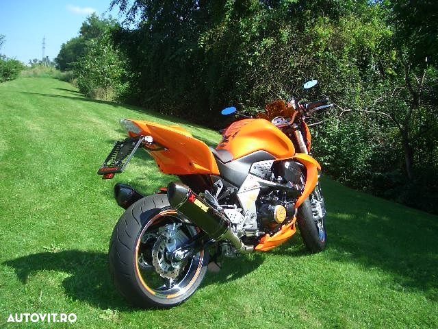 Kawasaki Z 1000R - 12
