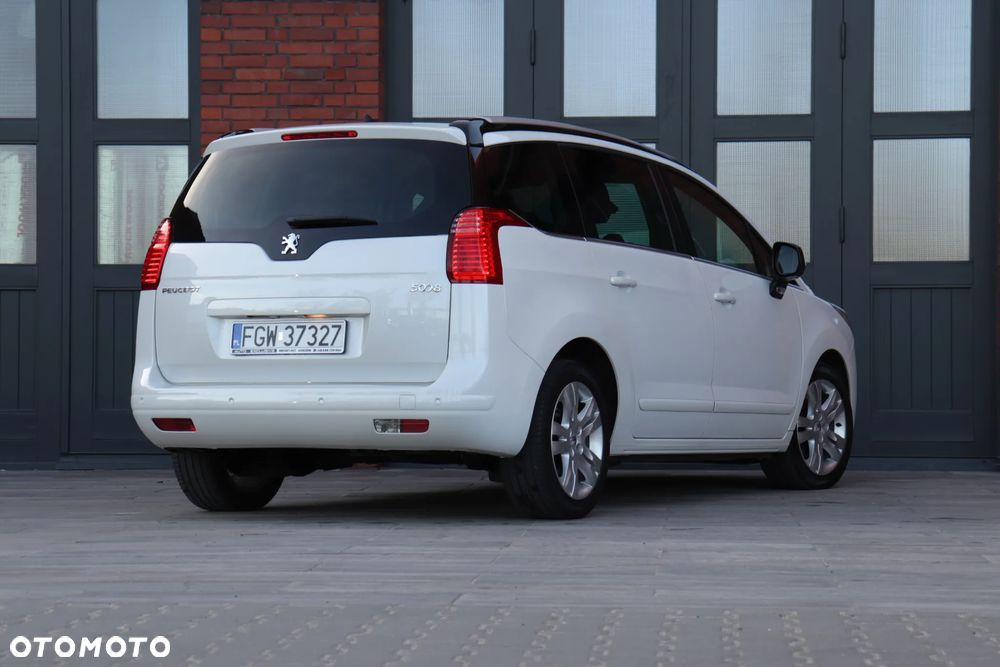 Peugeot 5008 HDI FAP 150 Allure - 11