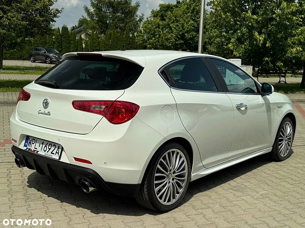 Alfa Romeo Giulietta 1.4 TB MultiAir Exclusive - 11