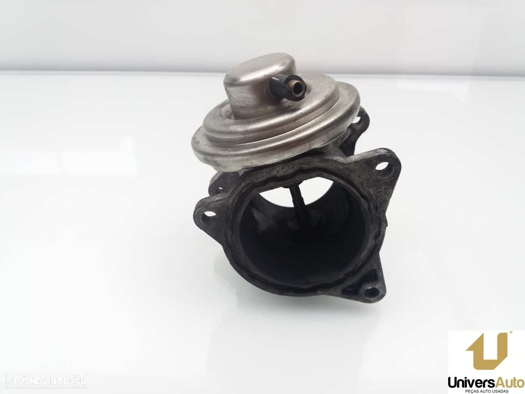 VALVULA EGR VOLKSWAGEN GOLF V 2004 -038129637D - 9