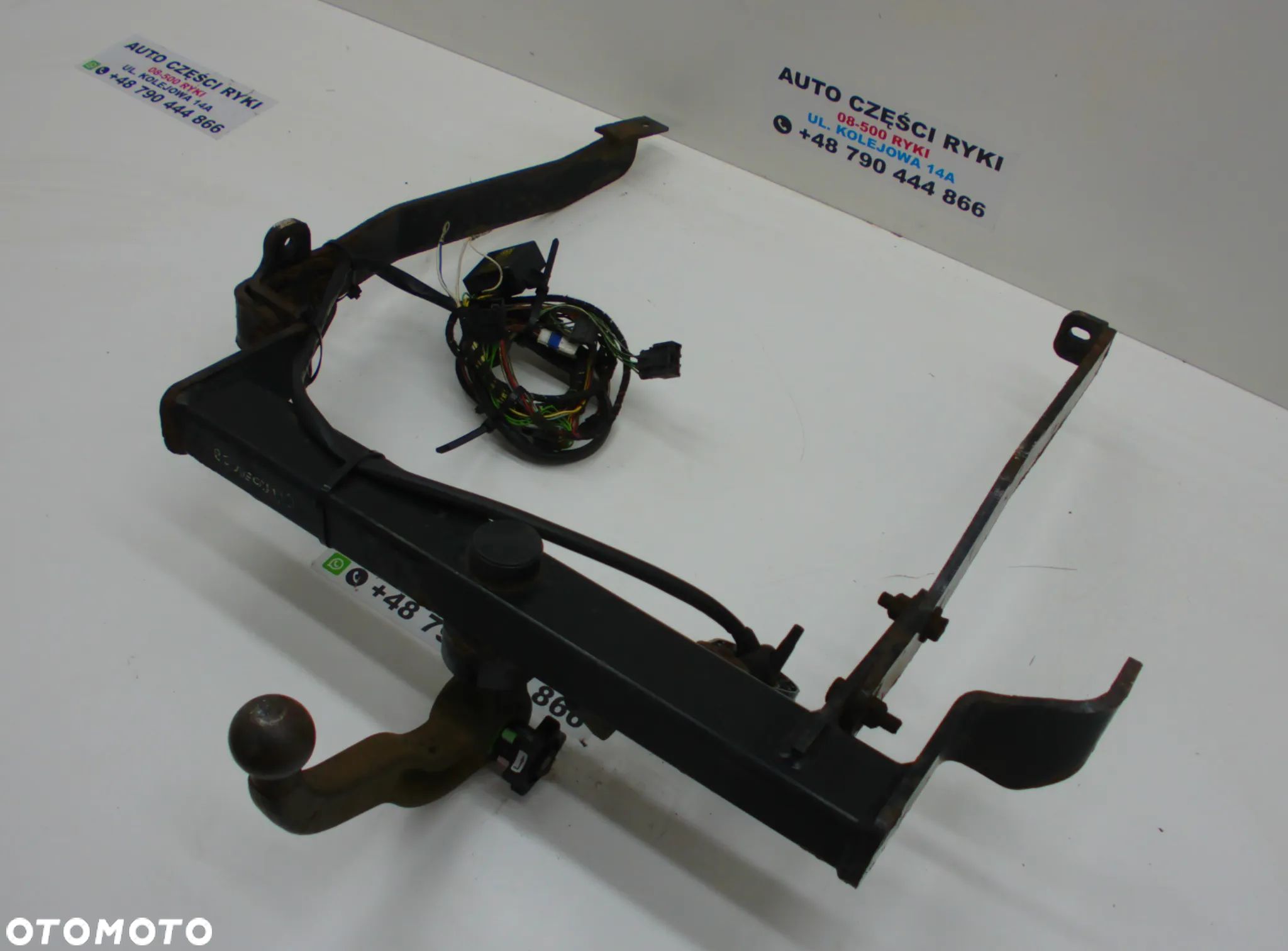 Citroen C8 Hak holowniczy e13  315 092 - 1