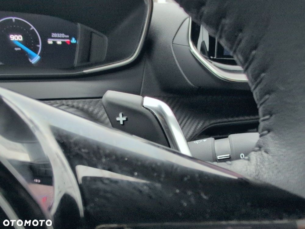 Peugeot 2008 1.2 PureTech Allure S&S EAT8 - 27