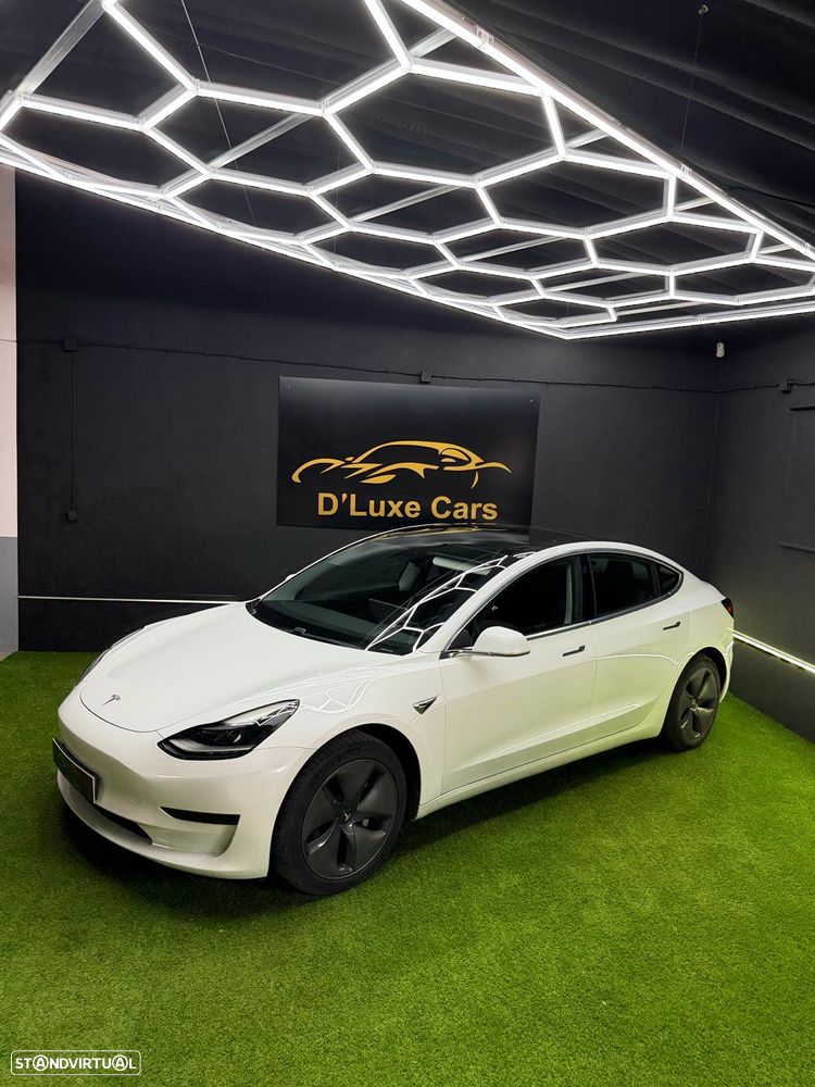 Tesla Model 3 Standard Range Plus RWD - 3