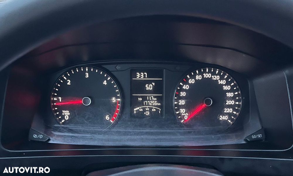 Volkswagen Transporter Multivan T6 2.0 TDI 75 kW LR Comfortline - 5