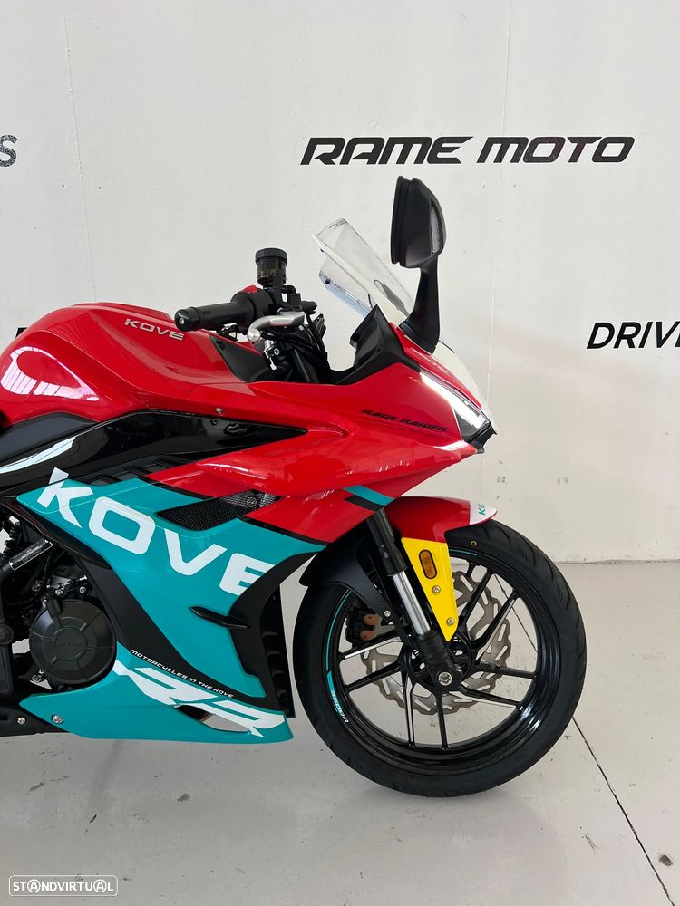 KOVE 350RR - CAMPEÃ MUNDIAL SUPERBIKES SSP300 2025 - 10