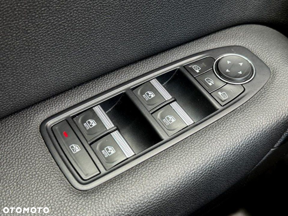 Renault Captur - 17