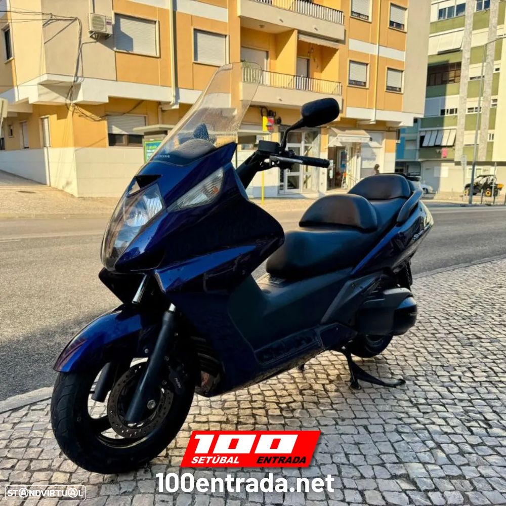 Honda Silver Wing 400 - 1