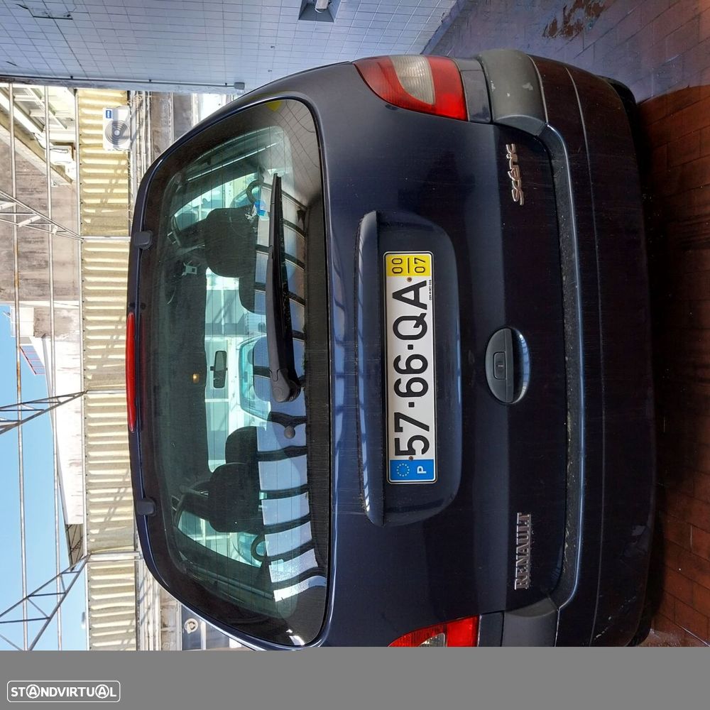 Renault Scénic 1.4 16V RTE - 7