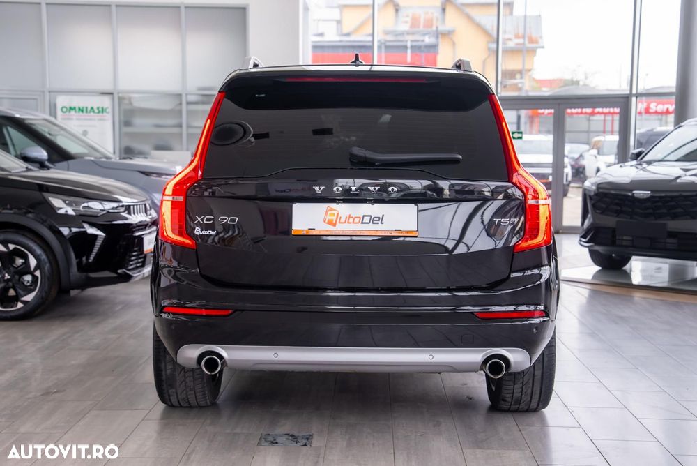 Volvo XC 90 T5 AWD Geartronic Momentum - 8