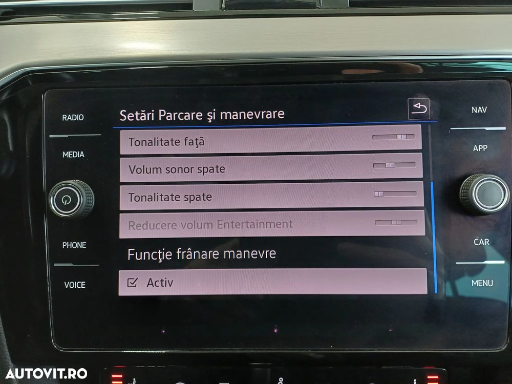 Volkswagen Passat 2.0 TDI SCR DSG Elegance - 28