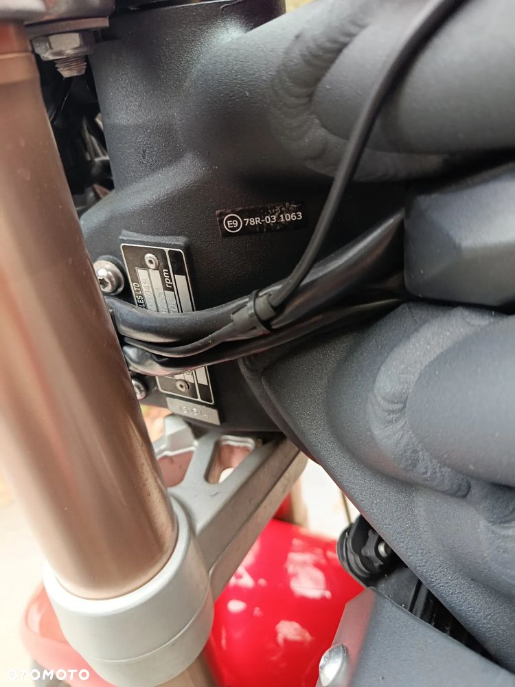 Triumph Speed Triple - 27