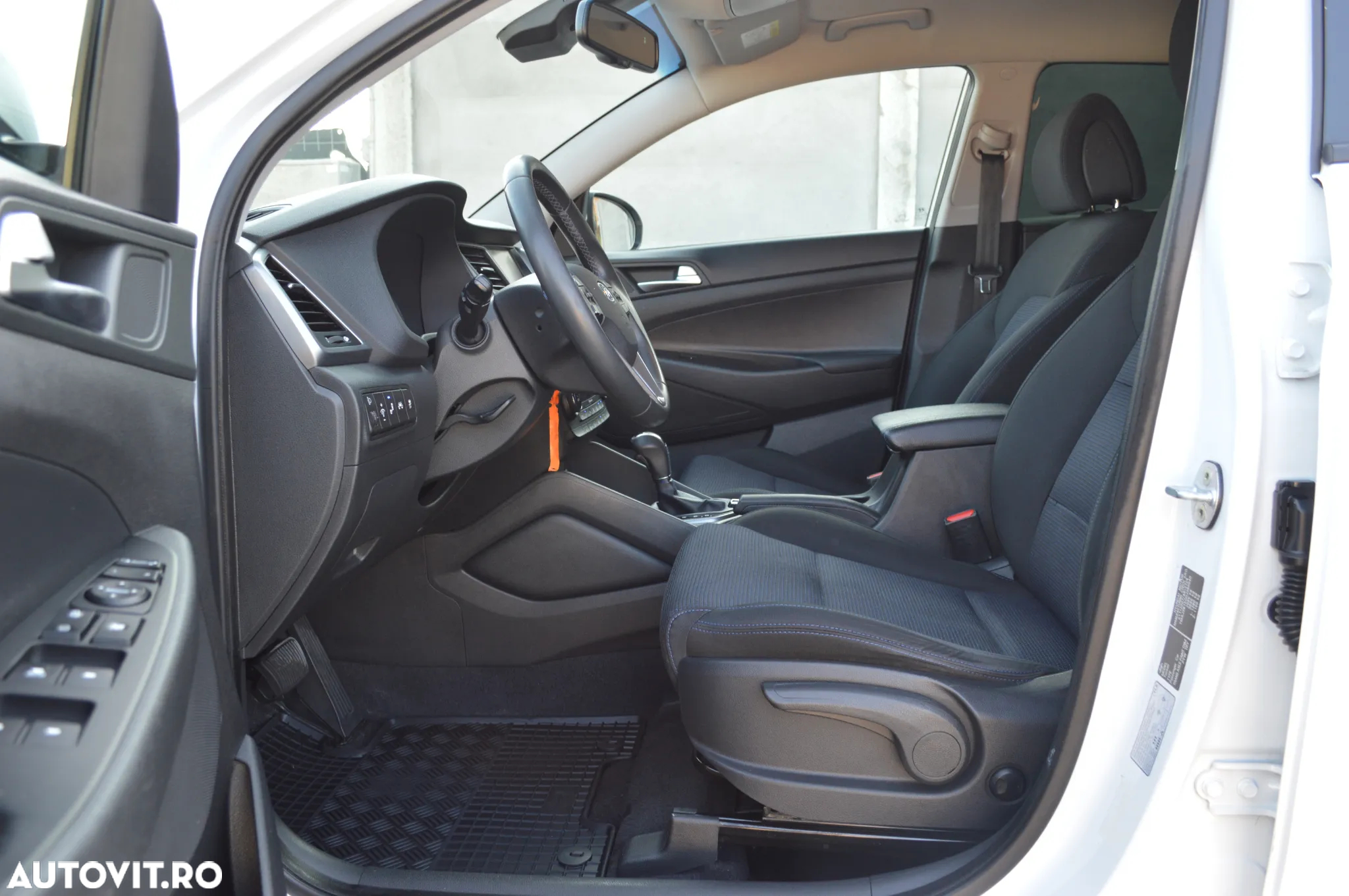 Hyundai Tucson blue 1.7 CRDi 2WD DCT Passion - 24