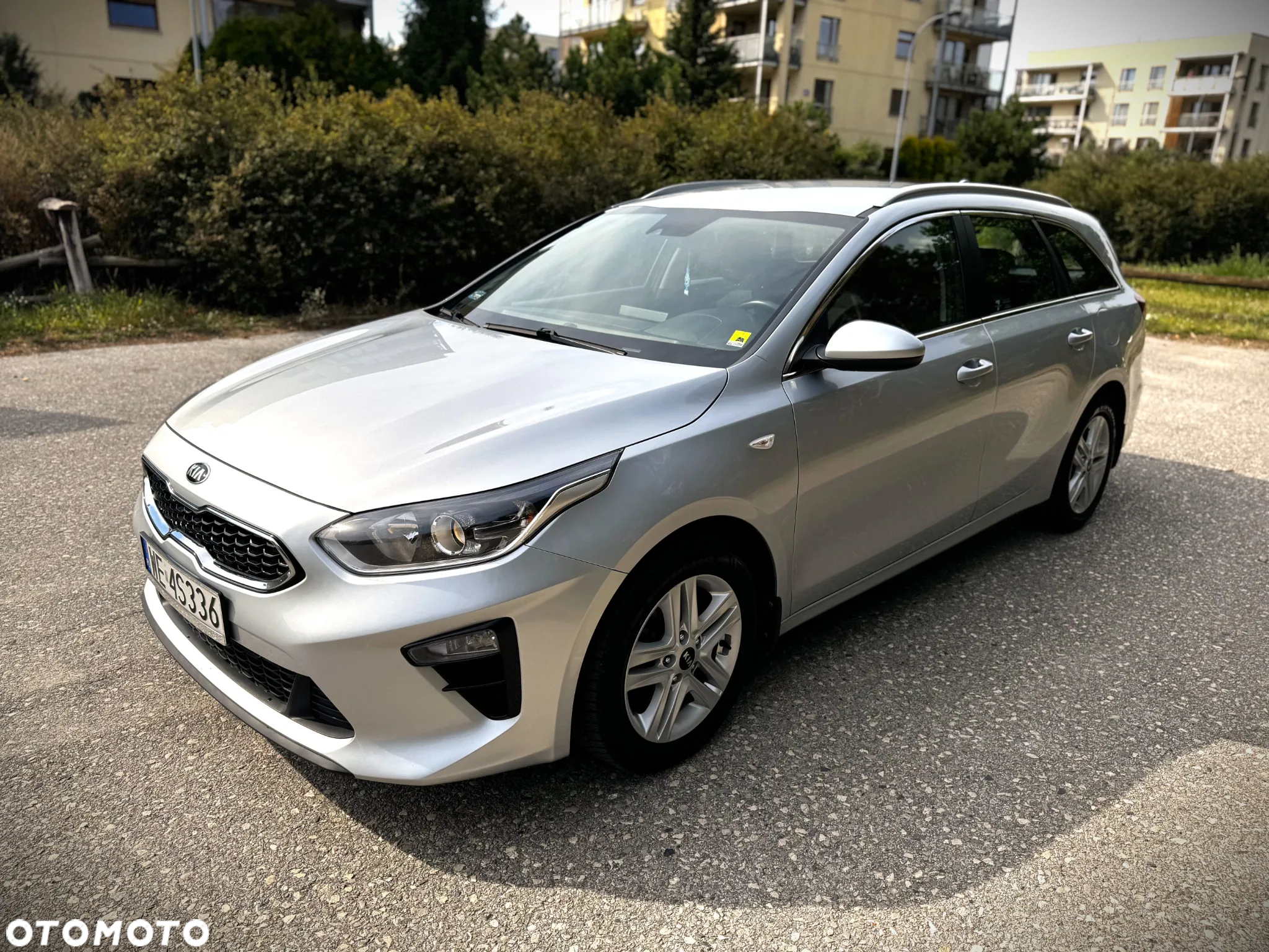 Kia Ceed 1.6 CRDi SCR L Business Line - 10