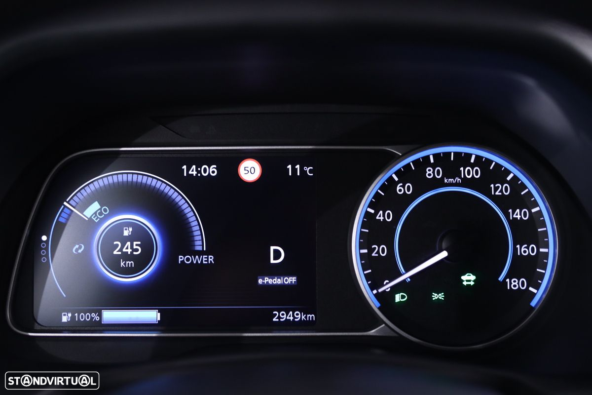 Nissan Leaf N-Connecta - 18