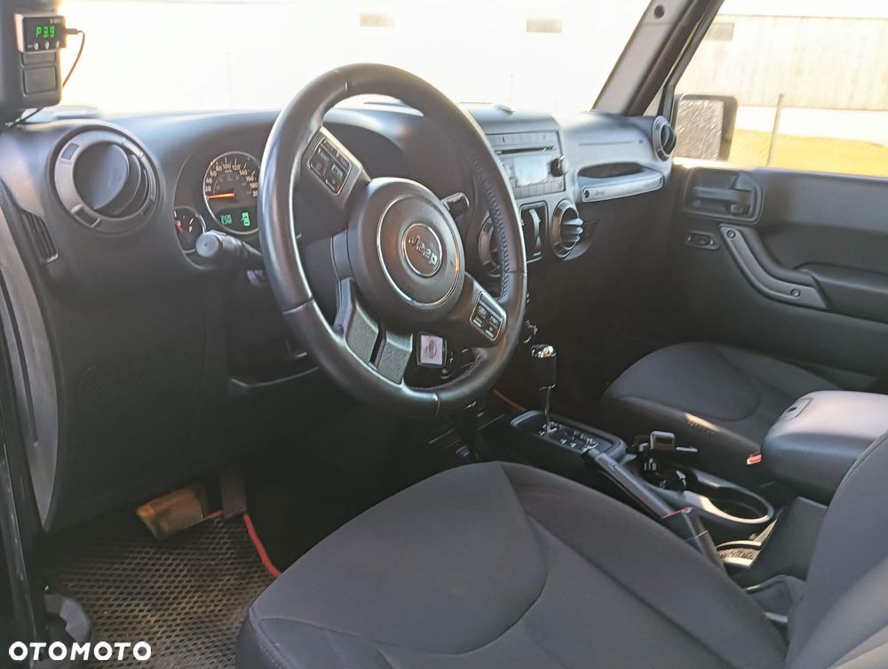 Jeep Wrangler 2.8 CRD Sport - 12