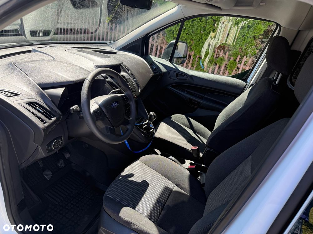 Ford Transit Connect - 13