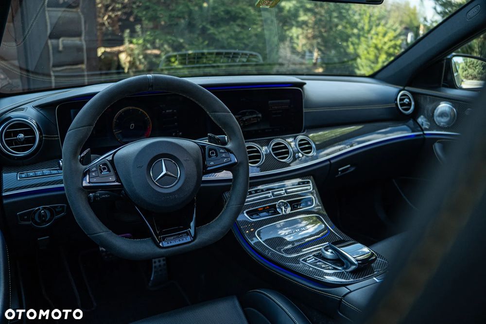 Mercedes-Benz Klasa E AMG 63 S 4-Matic+ - 16