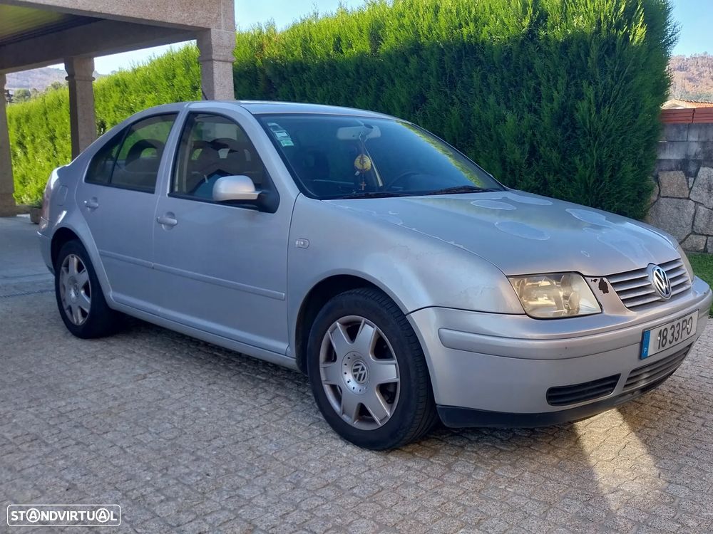 VW Bora 1.9 TDi Highline - 7
