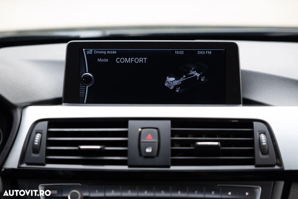 BMW Seria 3 320d Aut. Efficient Dynamics Edition - 14