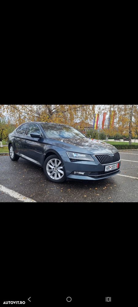 Skoda Superb 2.0 TDI DSG Premium Edition - 1