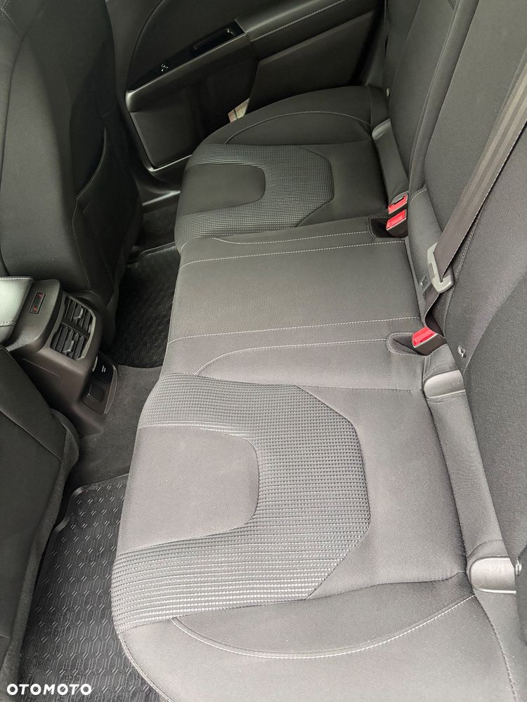 Ford Mondeo - 7