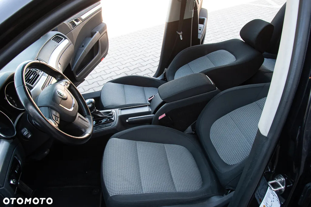 Skoda Superb 2.0 TDI DSG Exclusive - 37