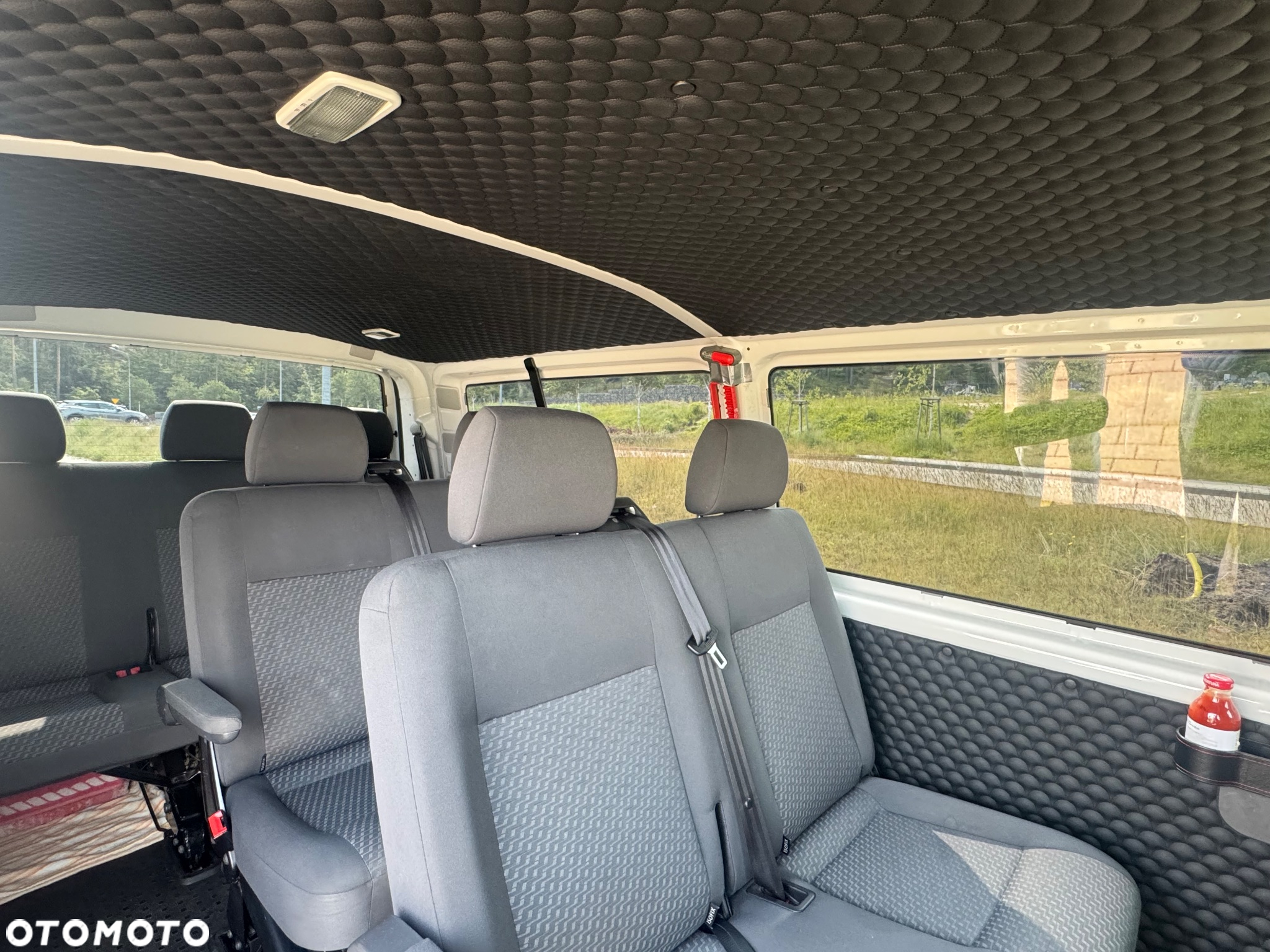 Volkswagen Transporter - 11