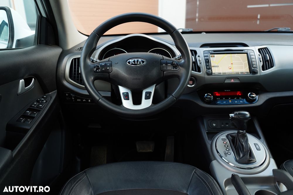 Kia Sportage 2,0 CRDI AWD Aut. Platinum - 12