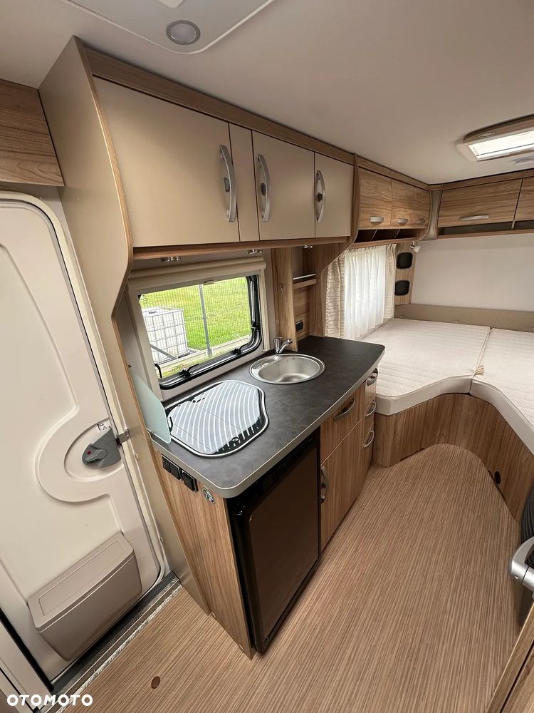 Hymer-Eriba Hymer-Eriba Nova Light ENL 442 - 18