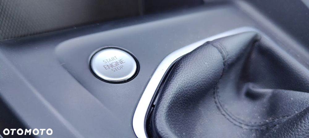 Volkswagen Golf 1.5 TSI EVO Life - 22