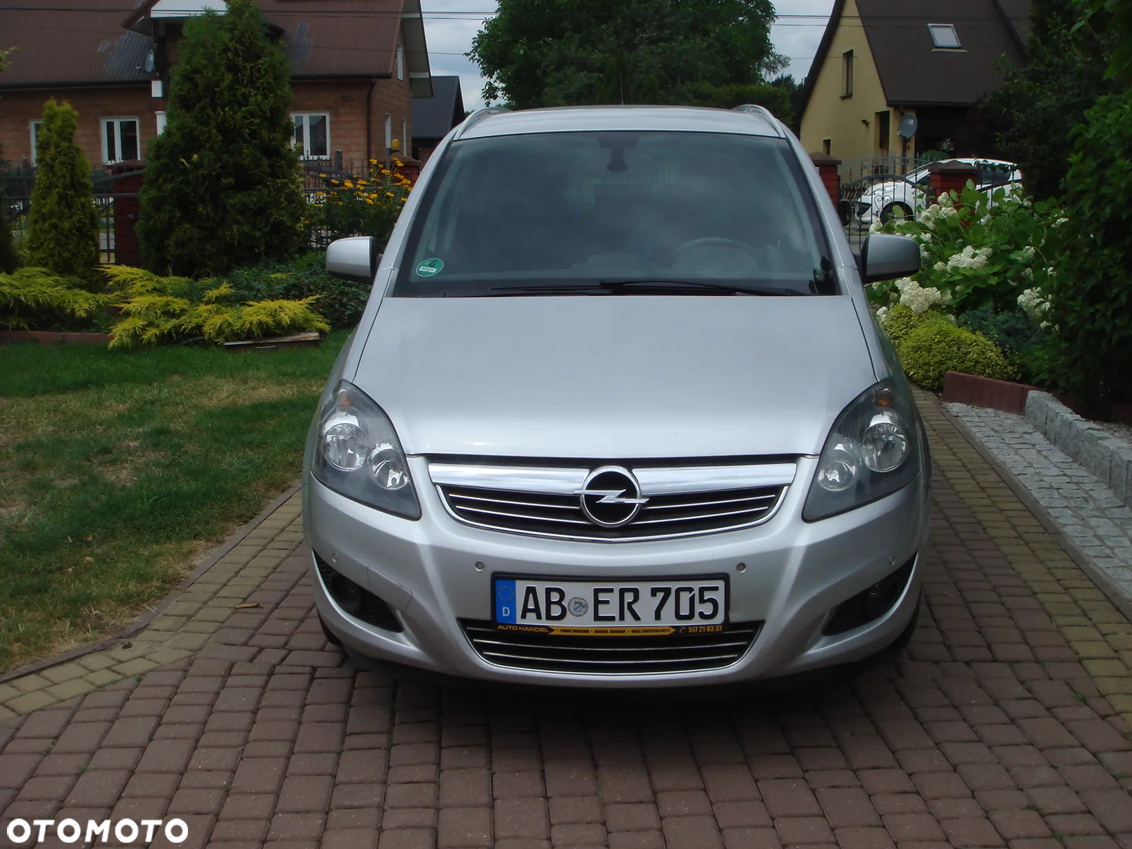 Opel Zafira 1.6 Cosmo - 2