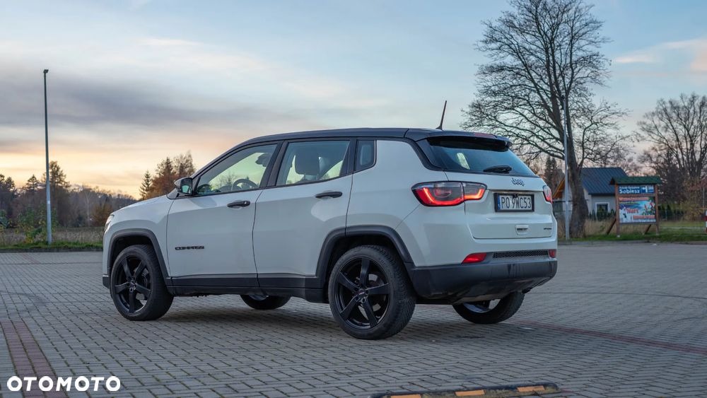 Jeep Compass 1.4 TMair Sport FWD S&S - 5