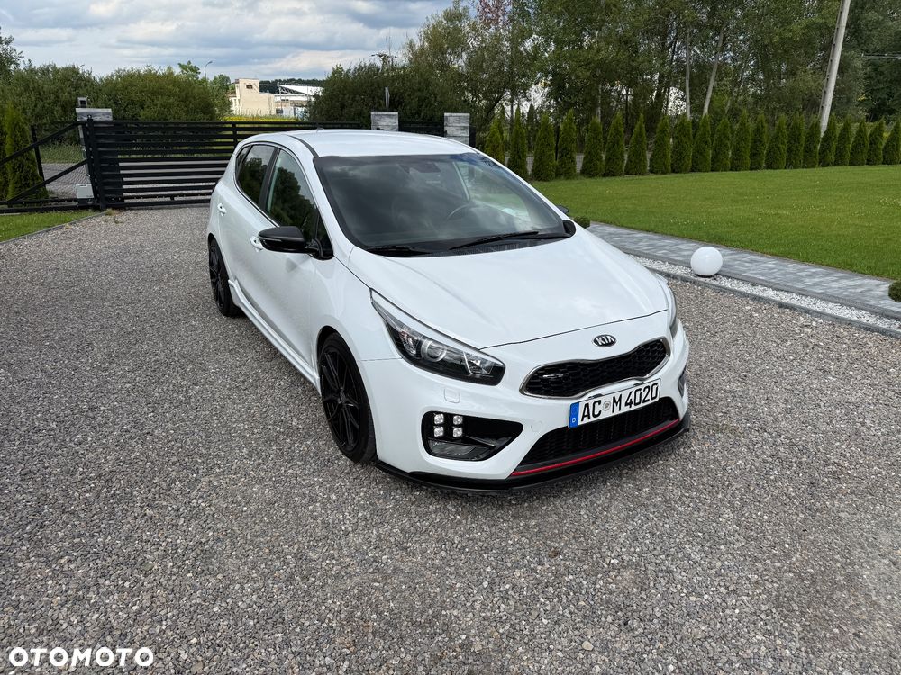 Kia Ceed 1.6 T-GDI GT-Track - 2