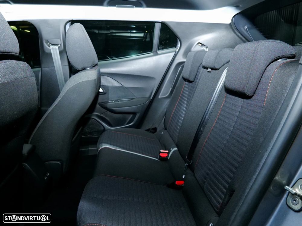 Peugeot e-2008 Allure+ - 22