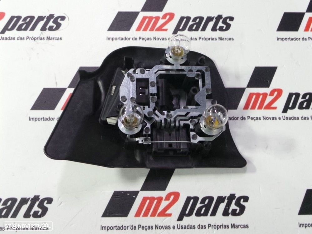 Porta-lâmpadas Coupé/ Cabrio (Original) Direito/Trás Novo/ Original BMW Série 3... - 1