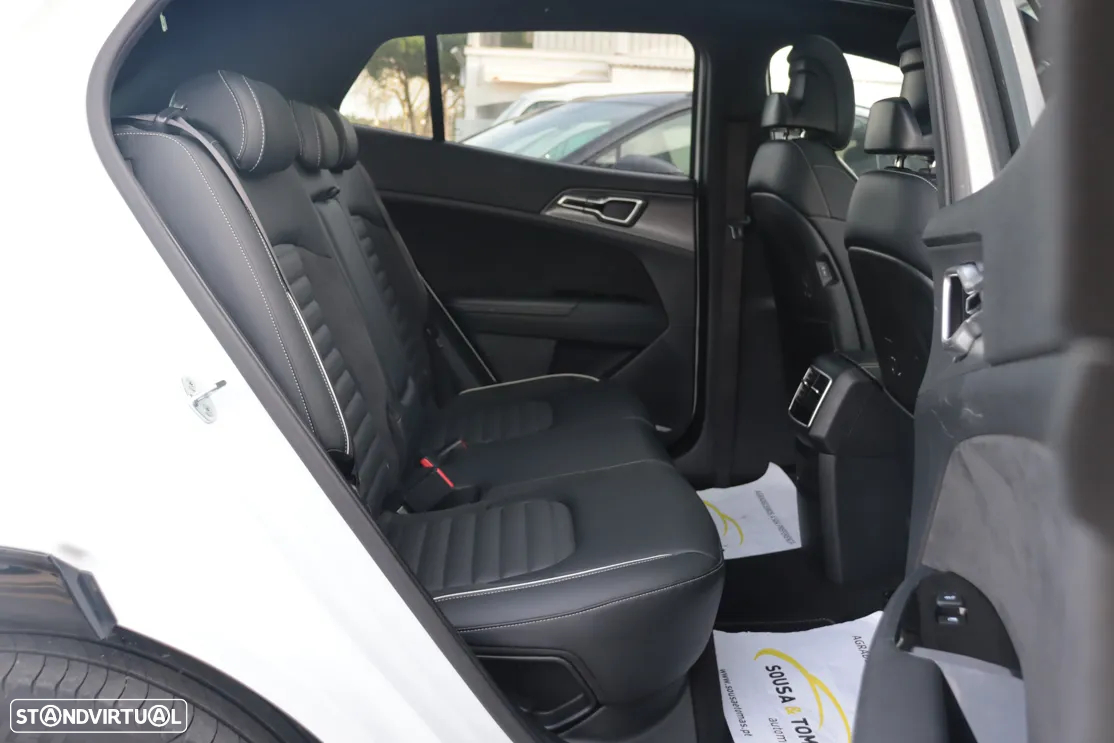 Kia Sportage 1.6 T-GDi PHEV GT Line - 16