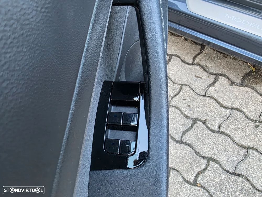 Tesla Model 3 Standard Range Plus RWD - 8