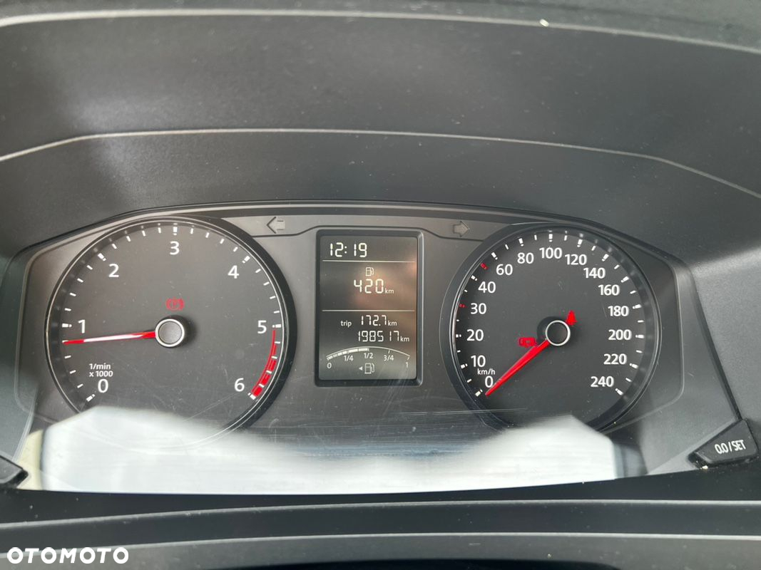 Volkswagen Transporter - 16