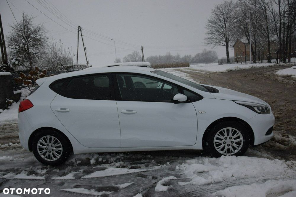 Kia Ceed 1.4 CVVT Edition 7 - 9