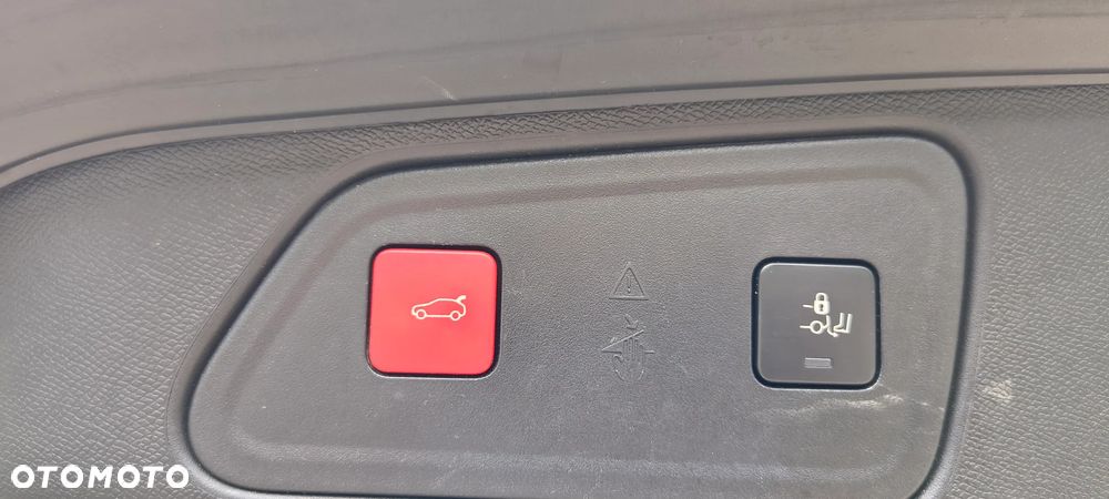 Peugeot 3008 BlueHDi 180 Stop & Start EAT8 GT - 23