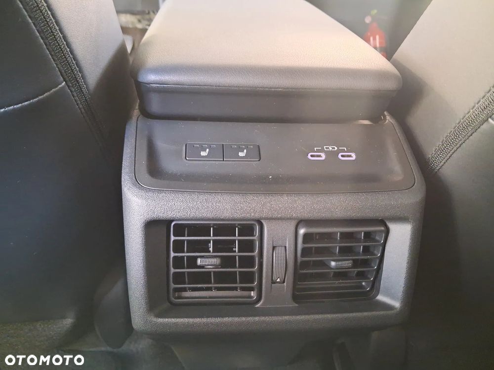 Toyota bZ4X 74.7kWh 4x4 Executive - 25