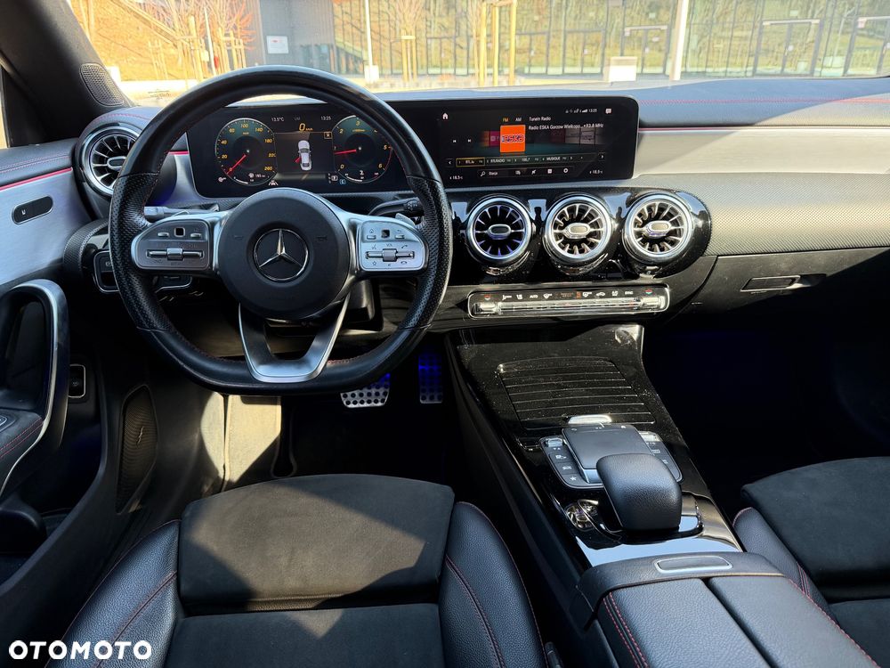 Mercedes-Benz CLA - 13