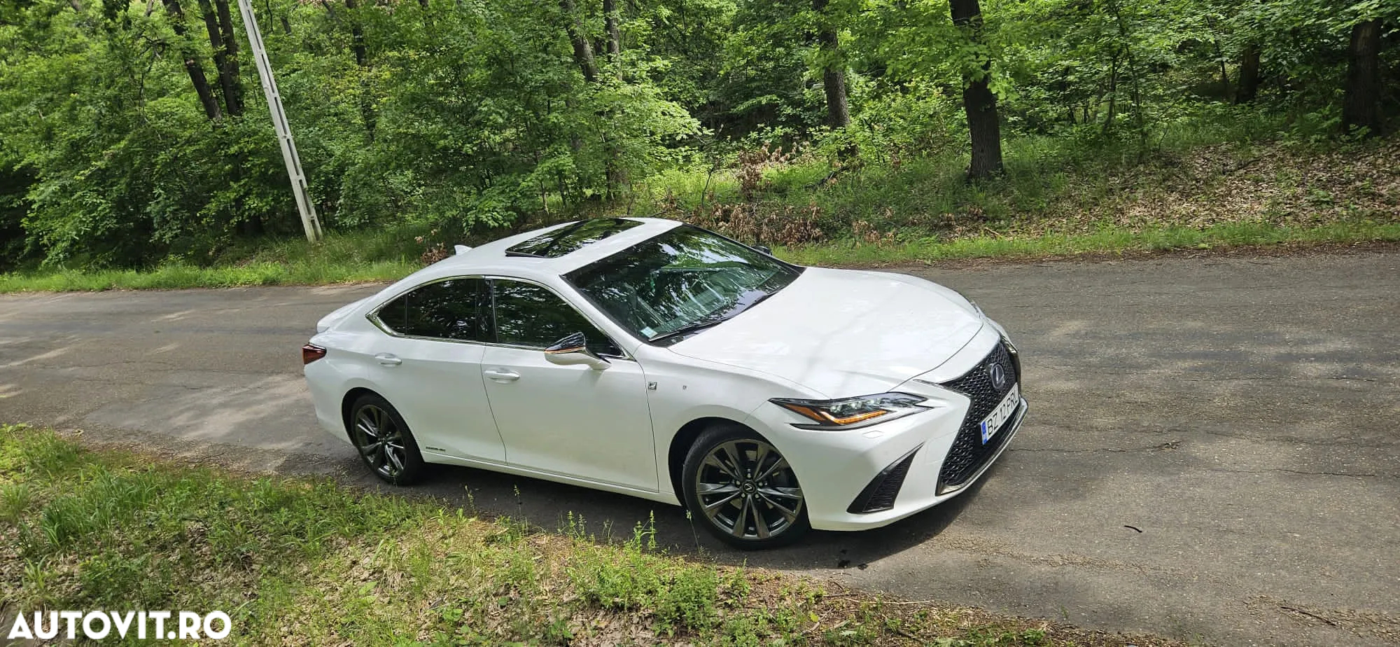 Lexus Seria ES 300h F Sport - 4