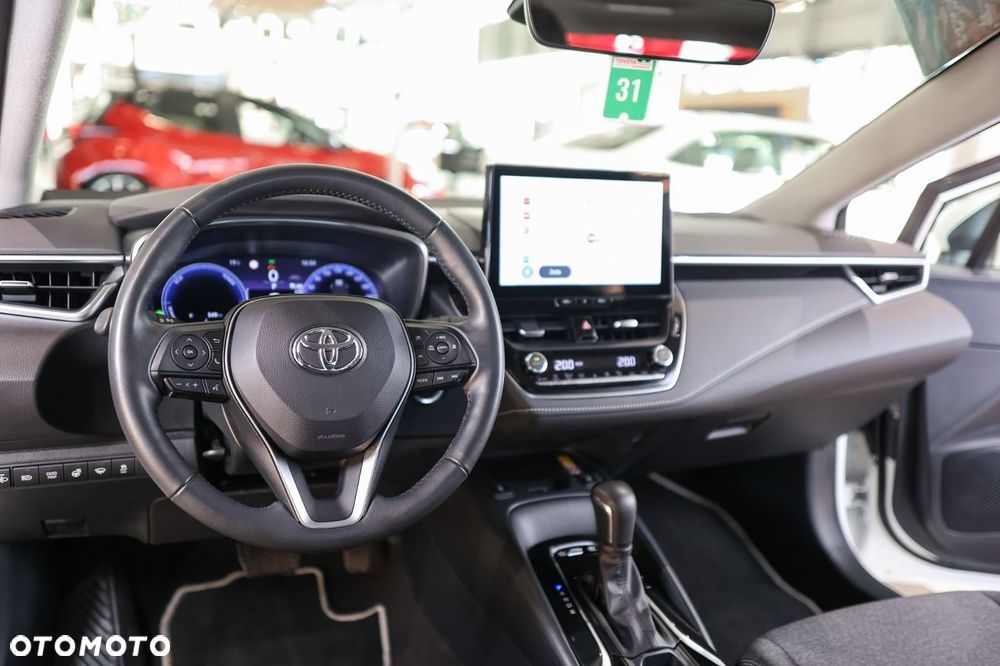 Toyota Corolla - 11