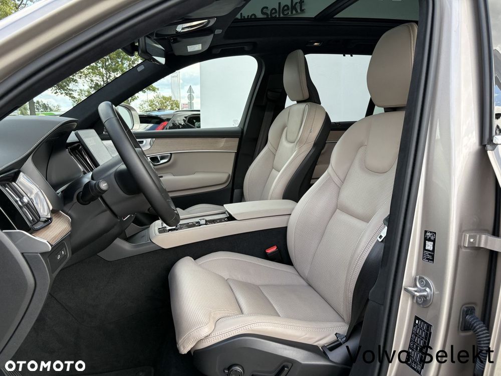 Volvo XC 90 - 11