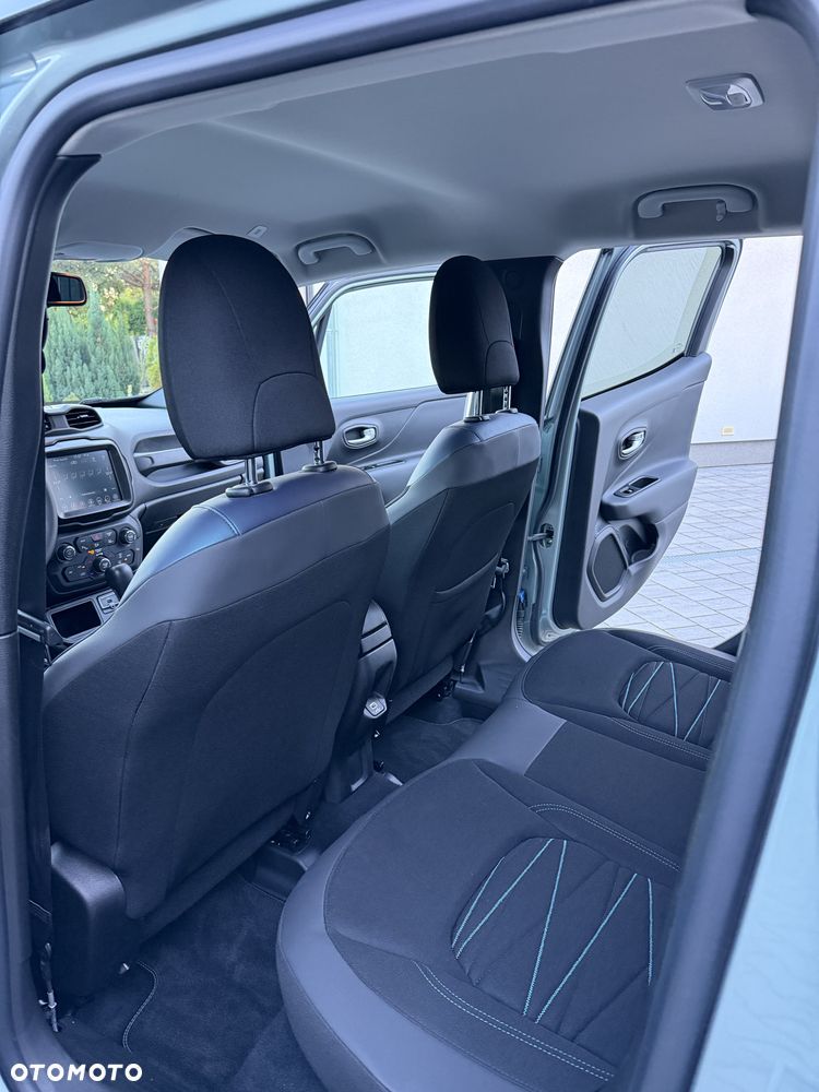 Jeep Renegade 1.5 GSE T4 48V e-Hybrid Upland - 17